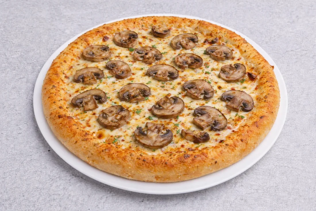 Pepperoni & meat pizza