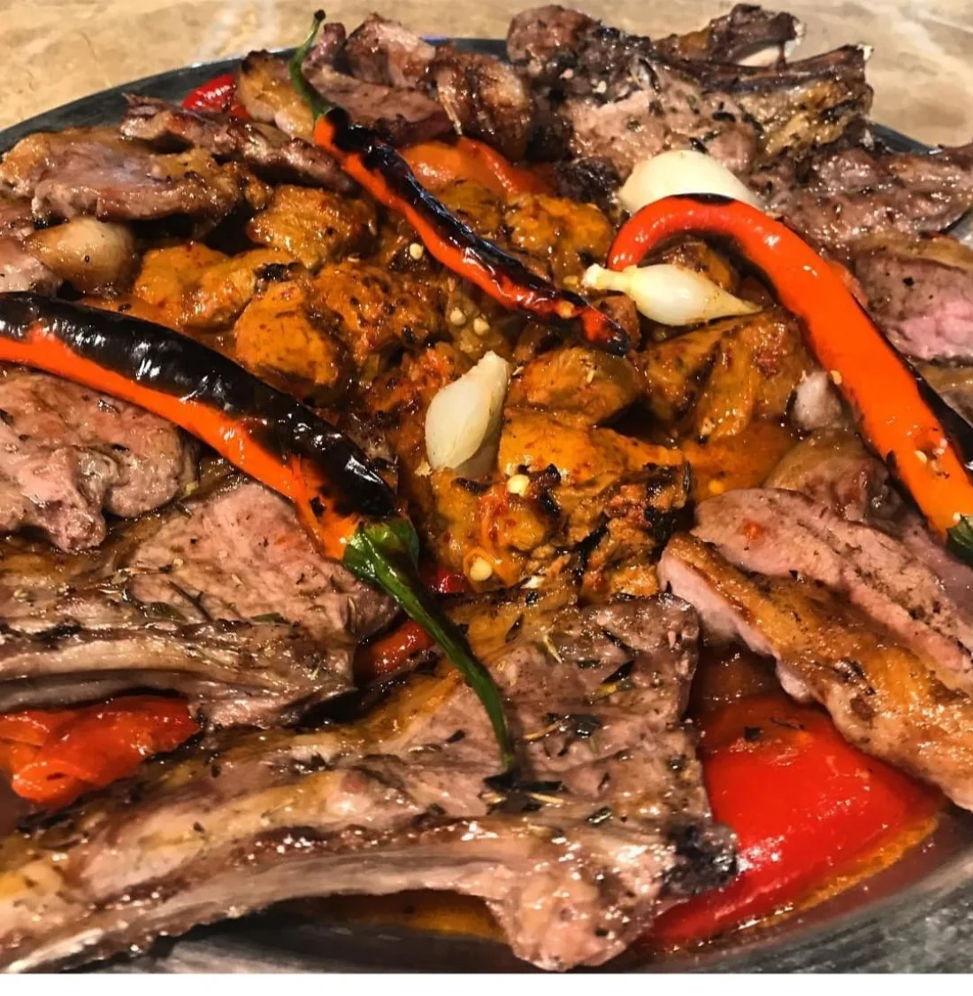 Grilled meat plate